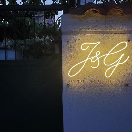 Unique Traditional House, Hosted By J&G تيرانا المظهر الخارجي الصورة