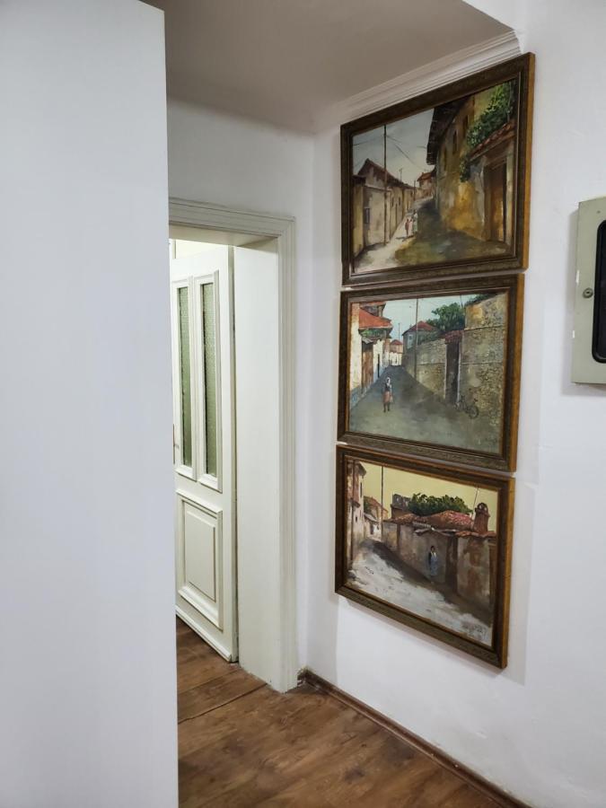 Unique Traditional House, Hosted By J&G تيرانا المظهر الخارجي الصورة